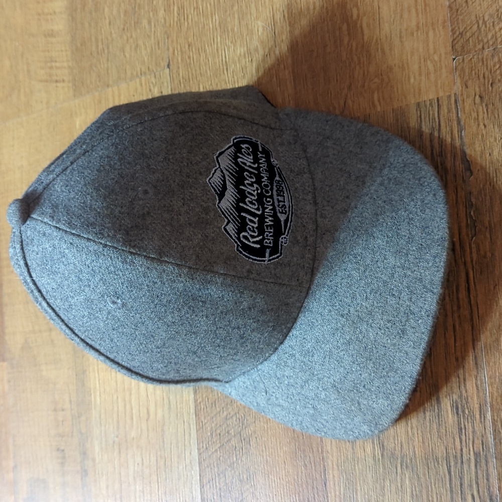 Red lodge ales hat